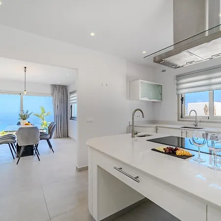 Casa Roque Del Mar Private With Heated Saltwater Pool, Jacuzzi & Ocean Views *