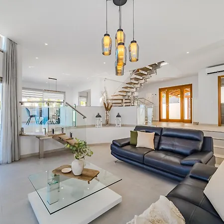 Villa Casa Roque Del Mar Private With Heated Saltwater Pool, Jacuzzi & Ocean Views Costa Adeje (Tenerife)